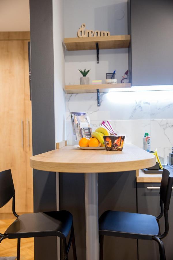 Apartment Studio Milena Subotica Exteriör bild