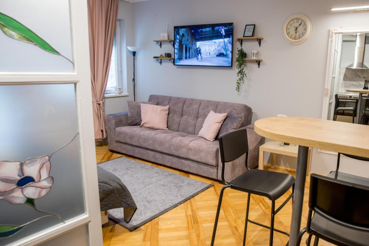 Apartment Studio Milena Subotica Exteriör bild